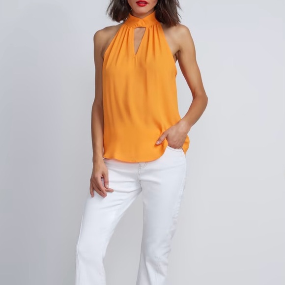 New York & Company Tops - 🎊 New New York & Company Sleeveless Twist-Neck Cut Out Top